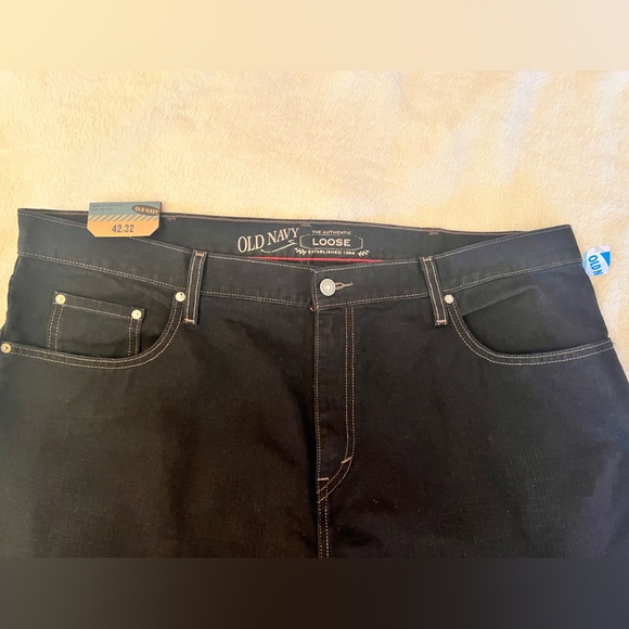 Men’s Old Navy Loose Fit Relaxed Straight Leg Black Jeans, 42x32, NWT - Picture 2 of 6